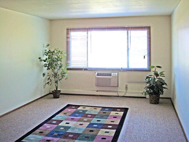 Willowick Apartments For Rent In Greenfield Wi Forrent Com