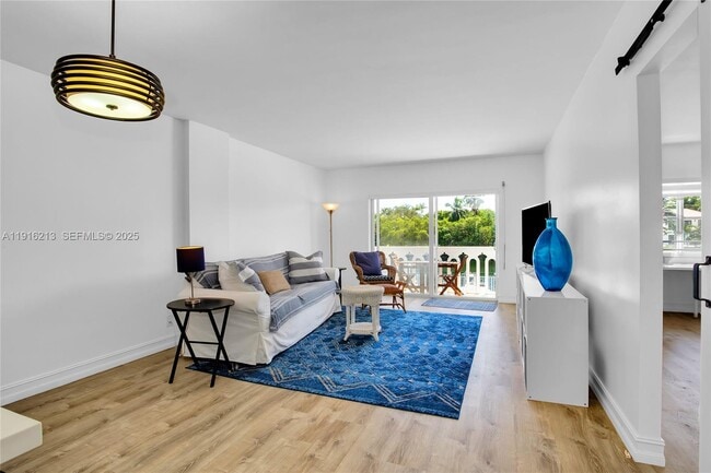 Photo - 100 Edgewater Dr Unit 225