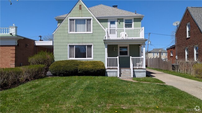 Building Photo - 163 Westchester Blvd Rental