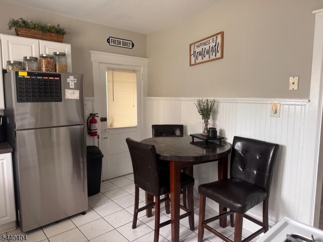 Photo - 27 Somerset St Unit 2