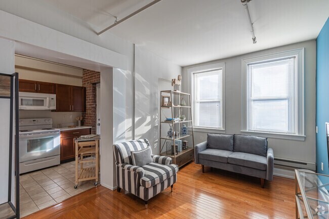 1 BR, 1 BA - 750SF - Living Room