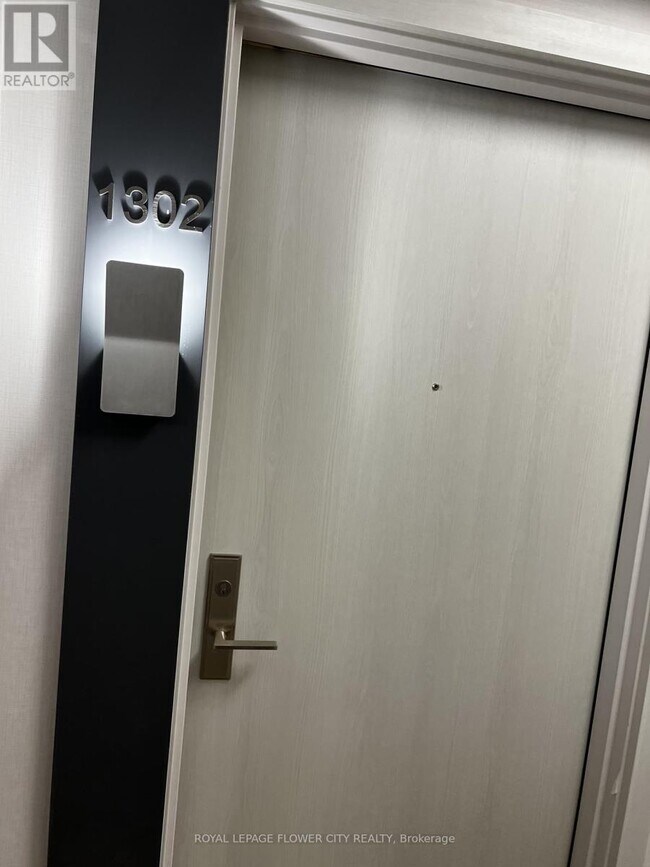 Photo - 30 Samuel Wood Wy Unité 1302