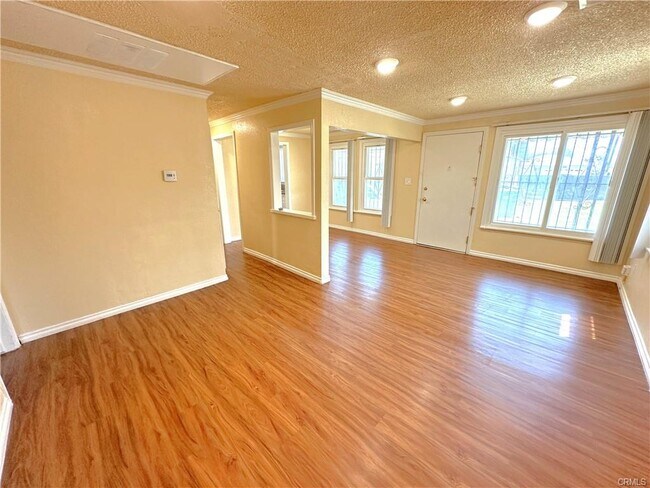 Photo - 3709 W 109th St