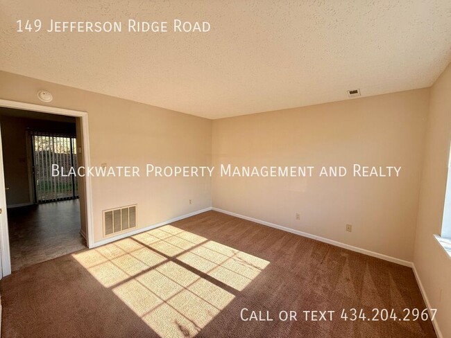 Photo - 149 Jefferson Ridge Rd