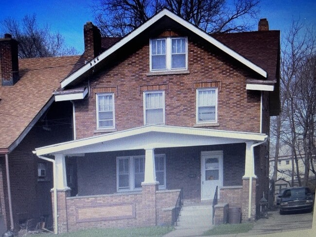 Building Photo - 3110 Peach St