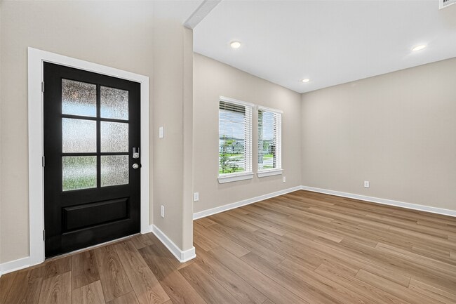 Building Photo - 3050 Marble Wy