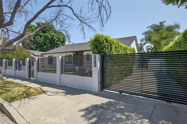 Building Photo - 6916 Lasaine Ave Rental