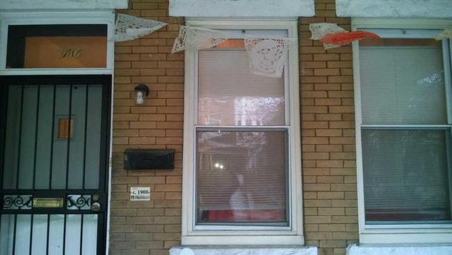 Photo - 936 S St Bernard St Unit 3