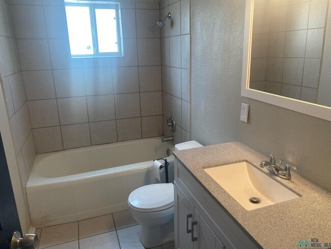 Photo - 906 Bullock Ct
