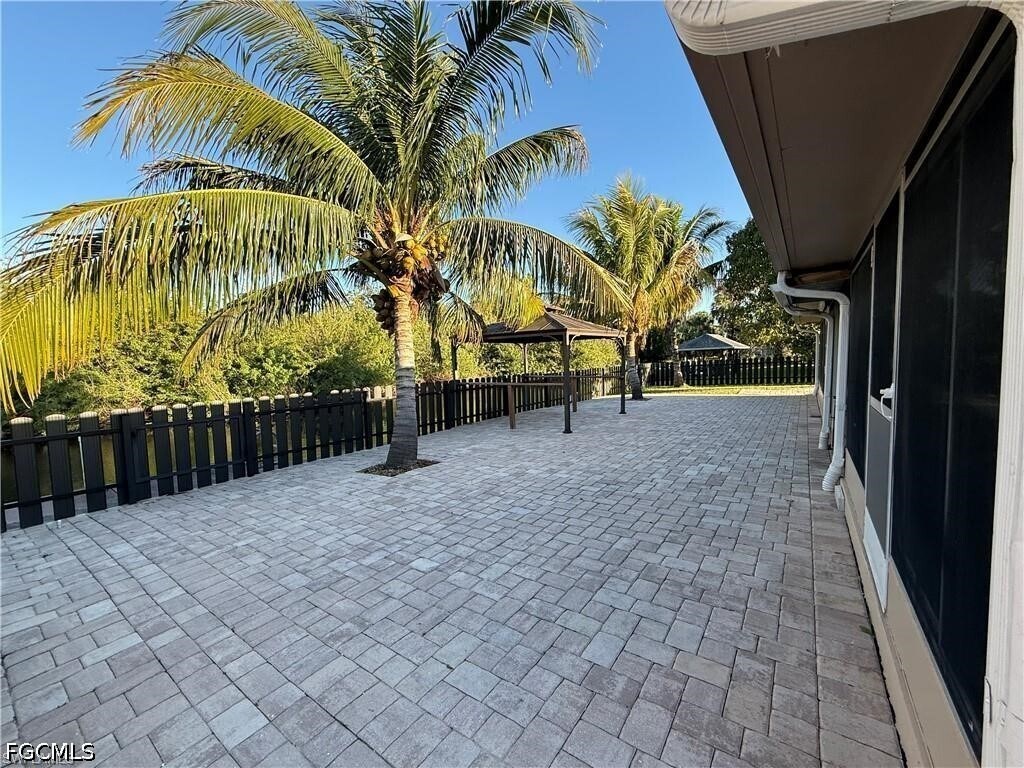 Photo - 141 Schneider Dr
