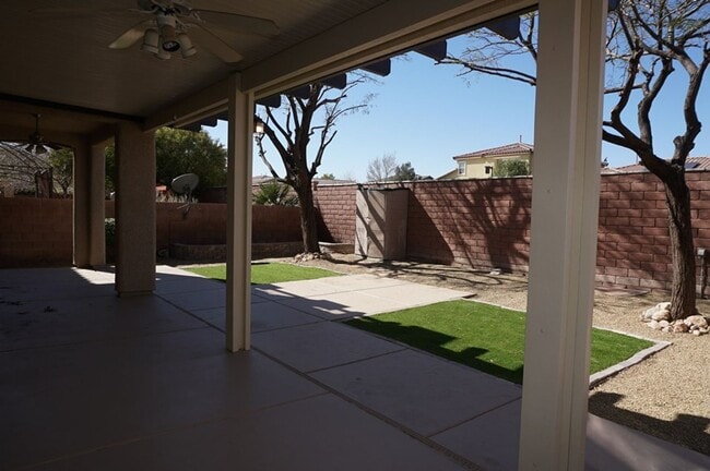 Photo - Beautiful Four Bedroom Home in Mountain`s Edge.