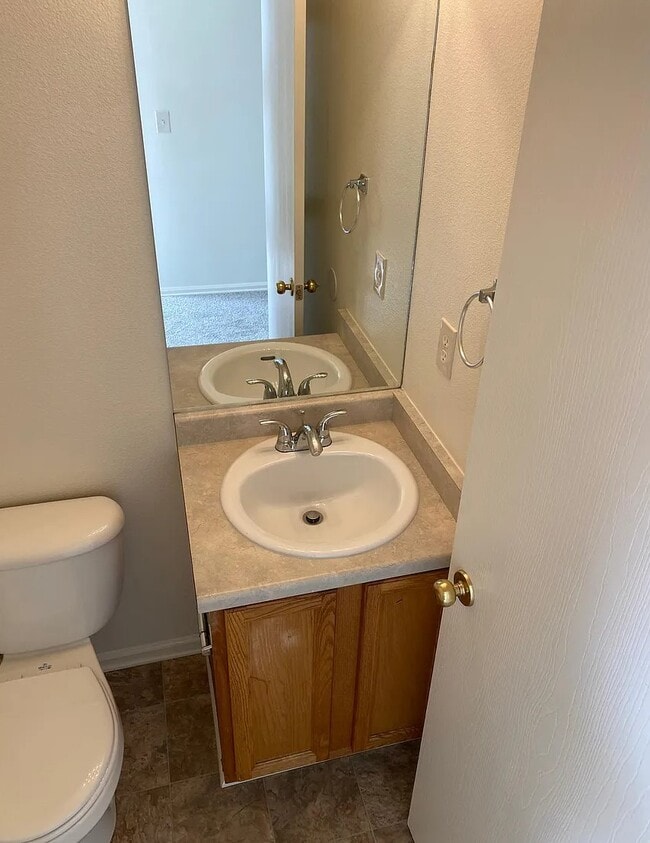 Photo - 134 S Elkhart St