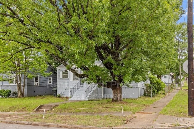 Photo - 1001 Valley Rd Pl