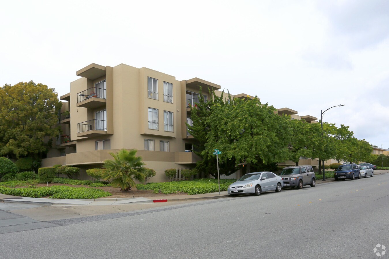 Photo - The Lamplighter Apartments