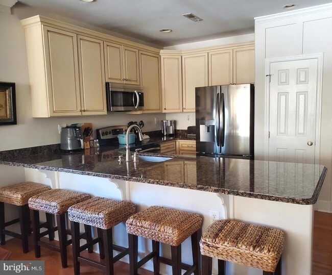 Building Photo - 17432 Slipper Shell Way