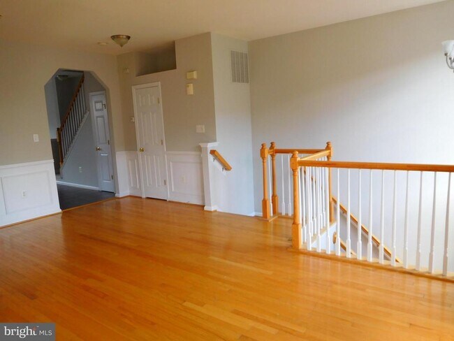 Photo - 1941 Fieldstone Way