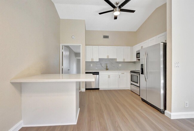 Photo - 18917 Cloud Lake Cir