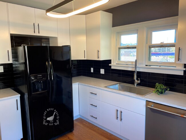 Photo - 1427 N Hawley Rd