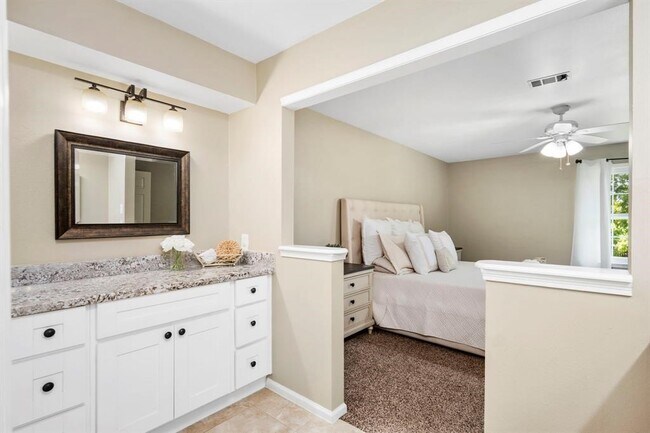 Photo - 22011 Kenchester Dr