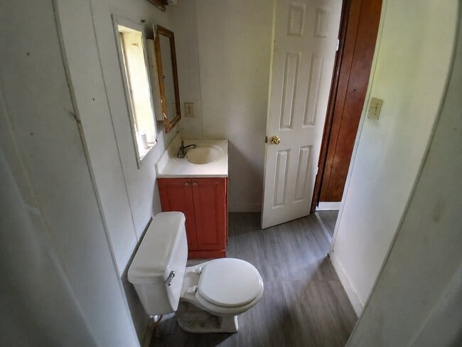 Photo - 1117 N State St