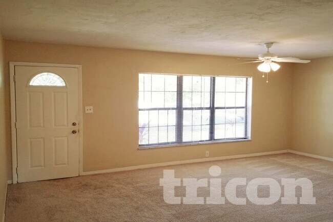 Photo - 1415 Wood Ave