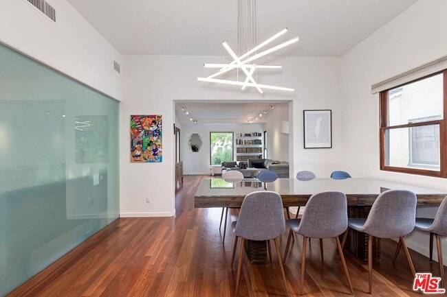 Photo - 1509 S Crest Dr