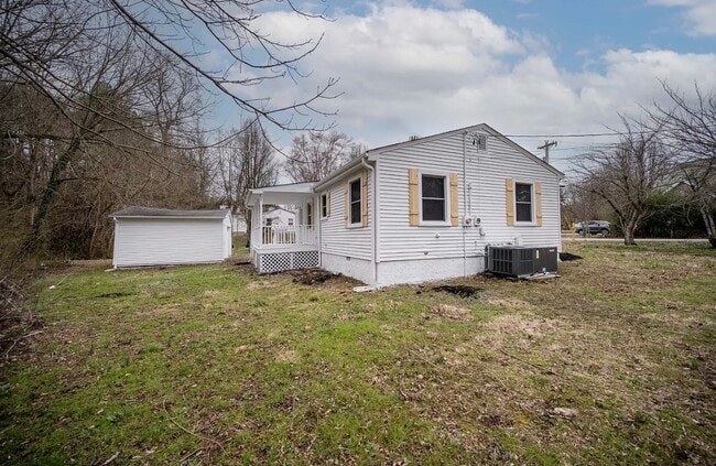 Photo - 126 Winding Way