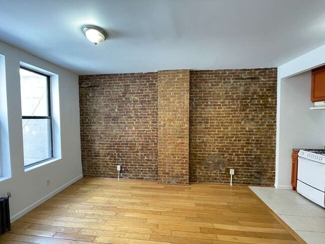 Photo - 568 W 187th St Unidad 3