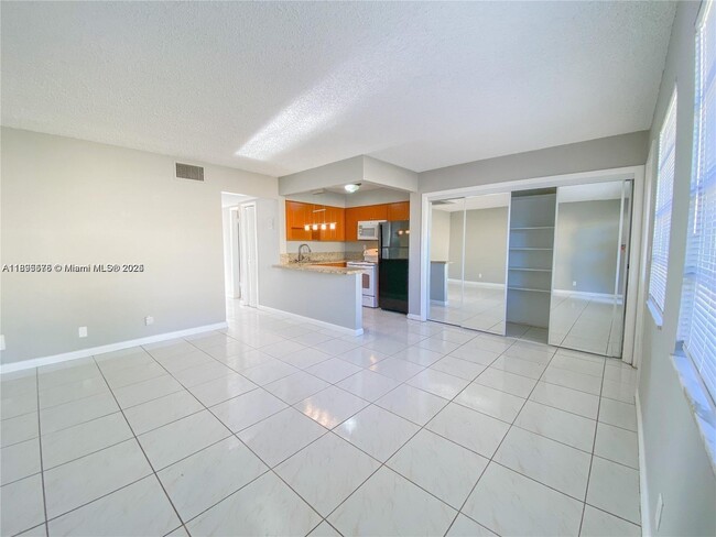 Photo - 4050 NE 12th Terrace Unit 14-1