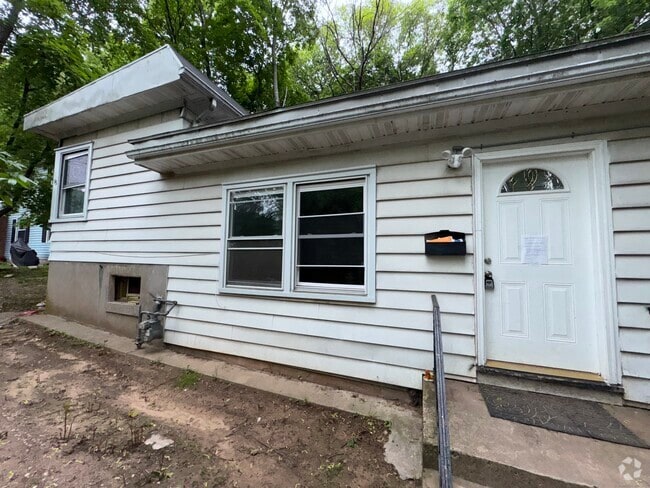 Building Photo - 95 Rock Creek Rd Rental