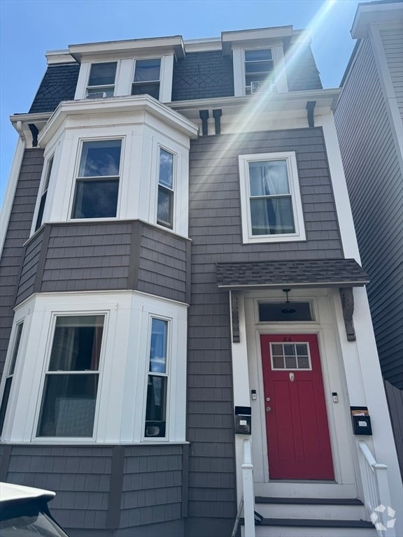 Building Photo - 44 L St Unit 1 Rental