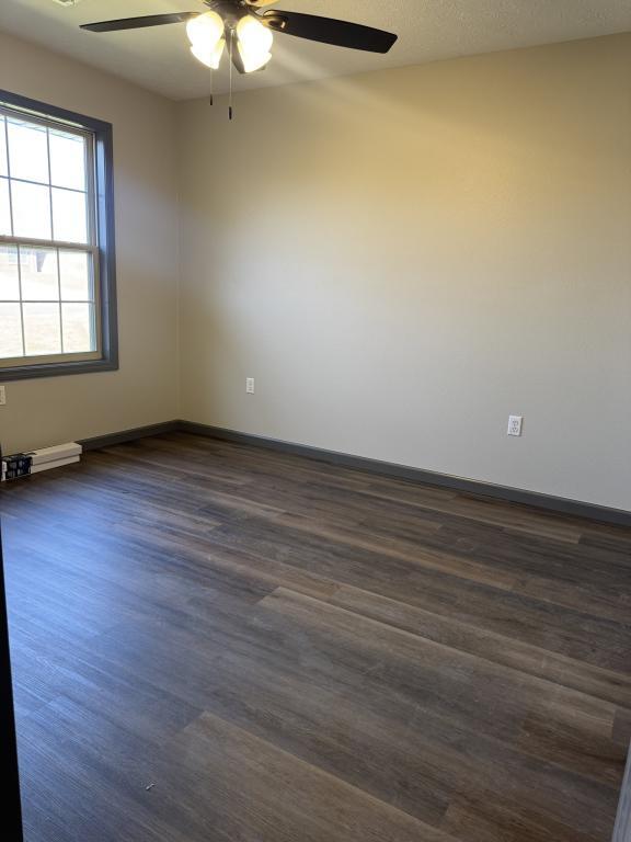 Photo - 1301 Deerlake Rd