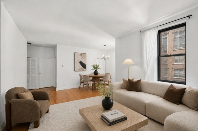 Building Photo - 168 Coles St Unit 3D