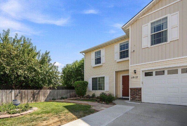 1012 N Jullion Ave