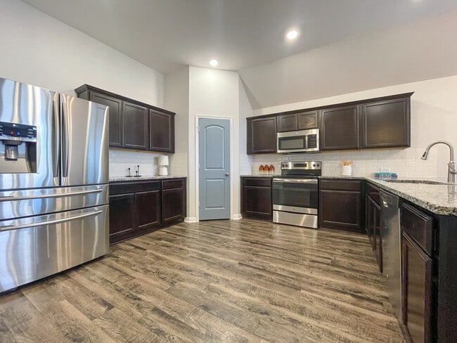 Photo - 10624 Langham Dr