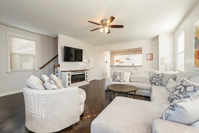 Photo - 705 Ellie Dr