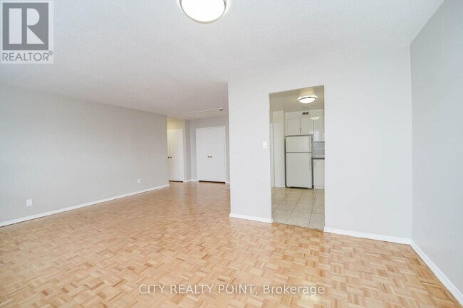 Photo - 6200 Bathurst St Unit 1412