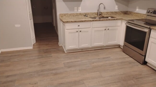 Photo - 211 W Huff Ave Unidad #A