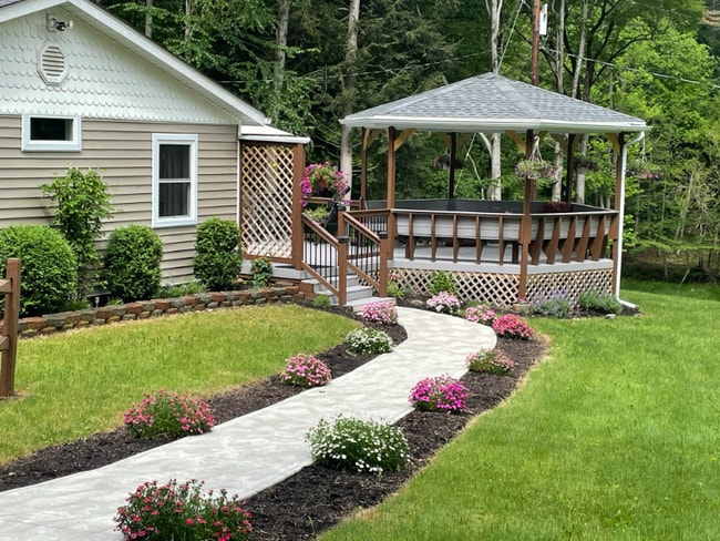 Photo - 284 Sugar Run Ln