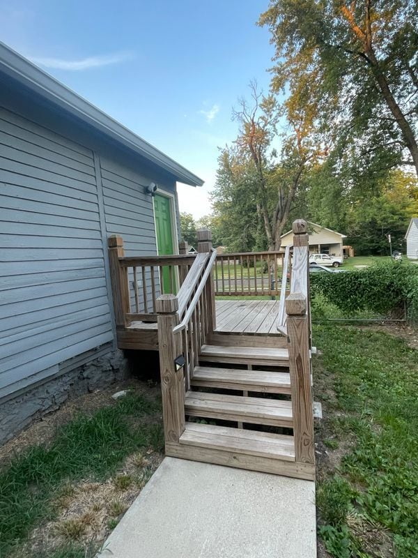 Photo - 838 S Oak St