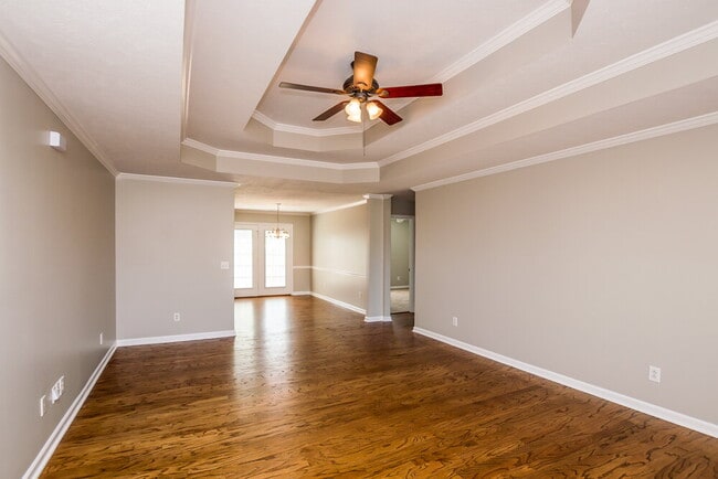 Photo - 3407 Wellington Pl