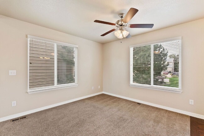 Photo - 3832 Sierra Glen Pl