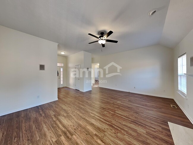 Photo - 105 Koleberg Trl