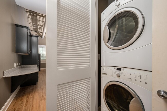 Laundry Room - The Gateway Village