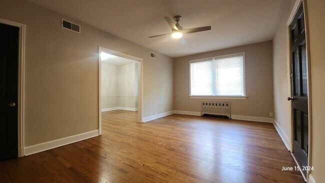 Photo - 7754 Kingsbury Blvd Unit 1