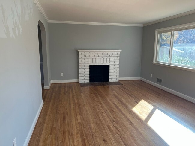 Photo - Renovated Rambler Close to METRO, Parks, &...