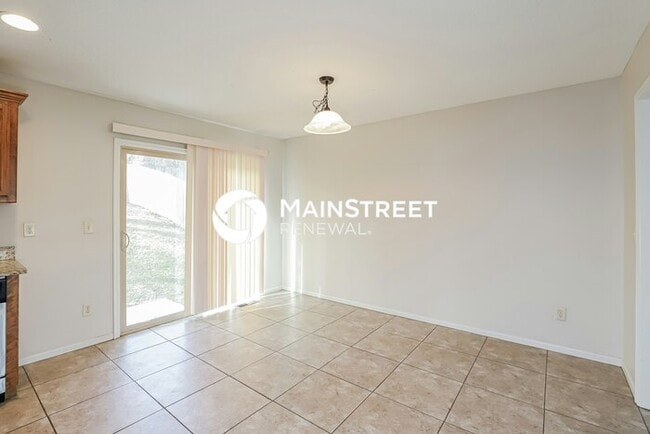 Photo - 4 Bedroom Pet-Friendly Home in Independence, MO with Main Street Renewal