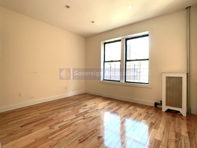 Photo - 270 Fort Washington Ave Unidad 54