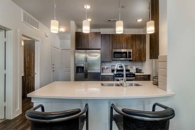 Photo - 11250 Mason Rd