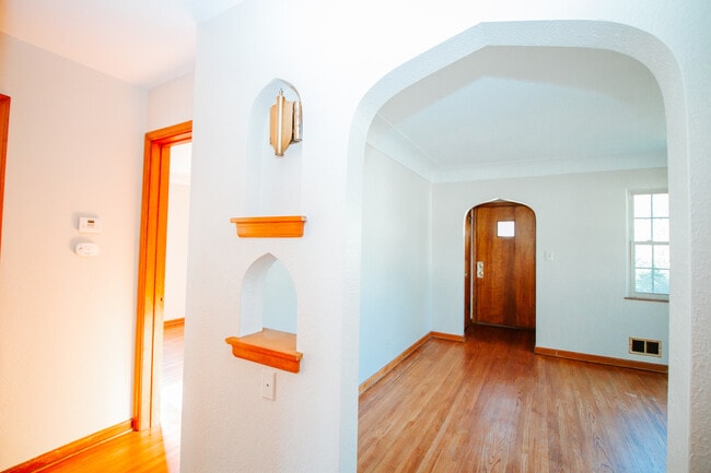 Photo - 2303 Mellwood Ave